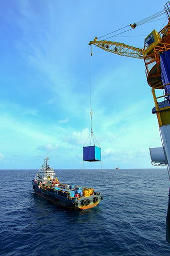 Rigging Accidents Loading cargo onto ship